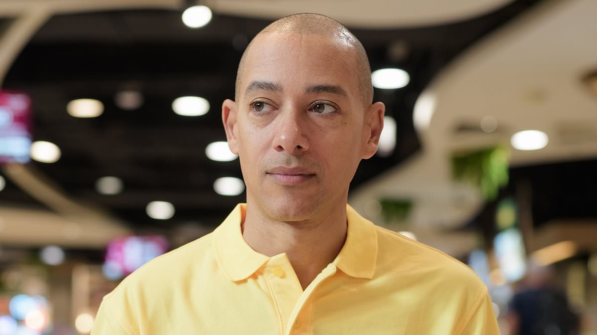 Two restaurant closures push San Francisco Centre toward collapse