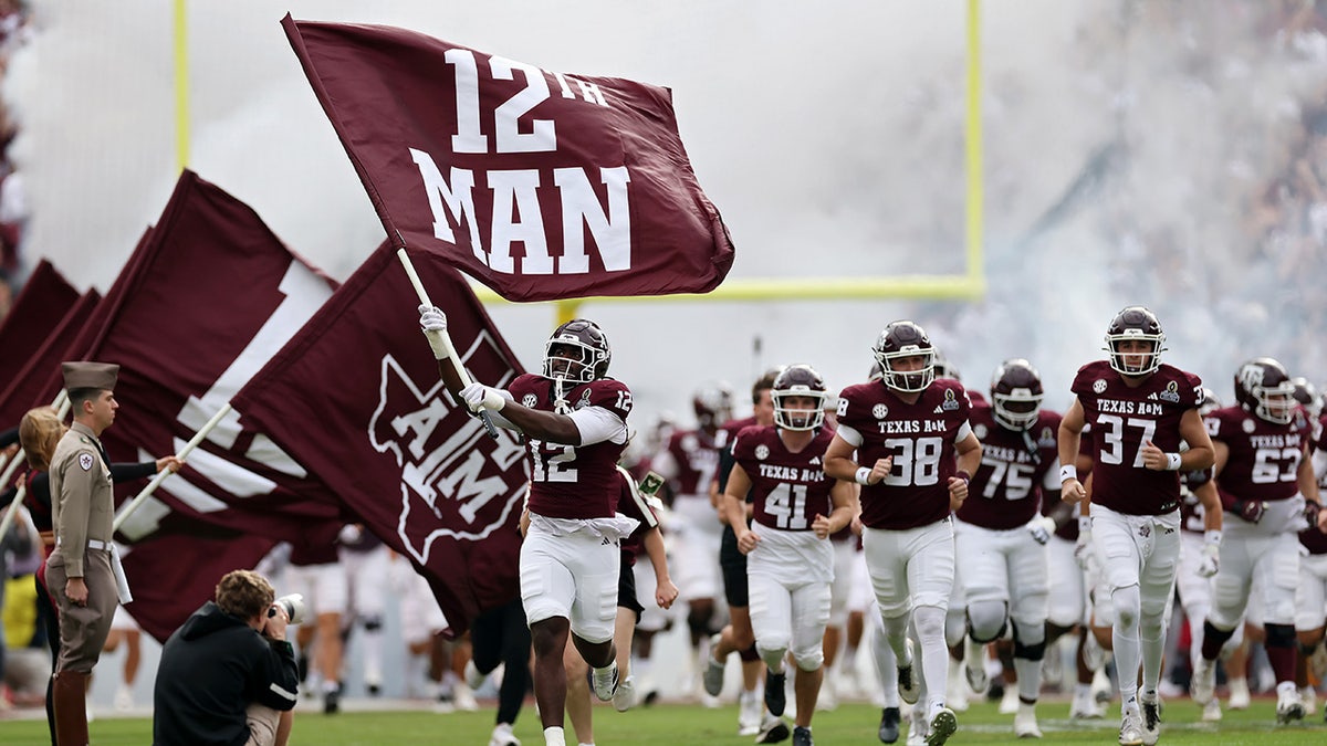 Texas A&M 12th Man flag