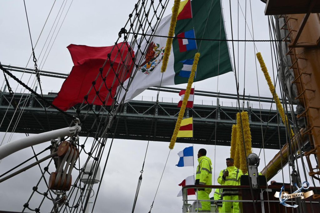 Cuauhtémoc at sea during repairs