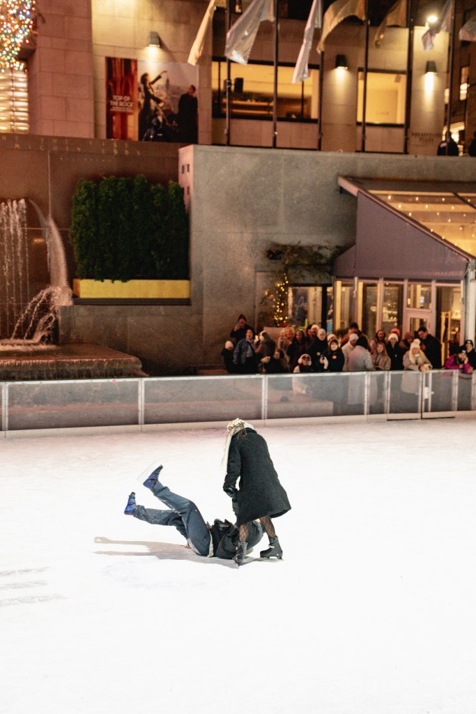 Couples Fall in Love on the Ice: NYC Holiday Proposals at Rockefeller Center