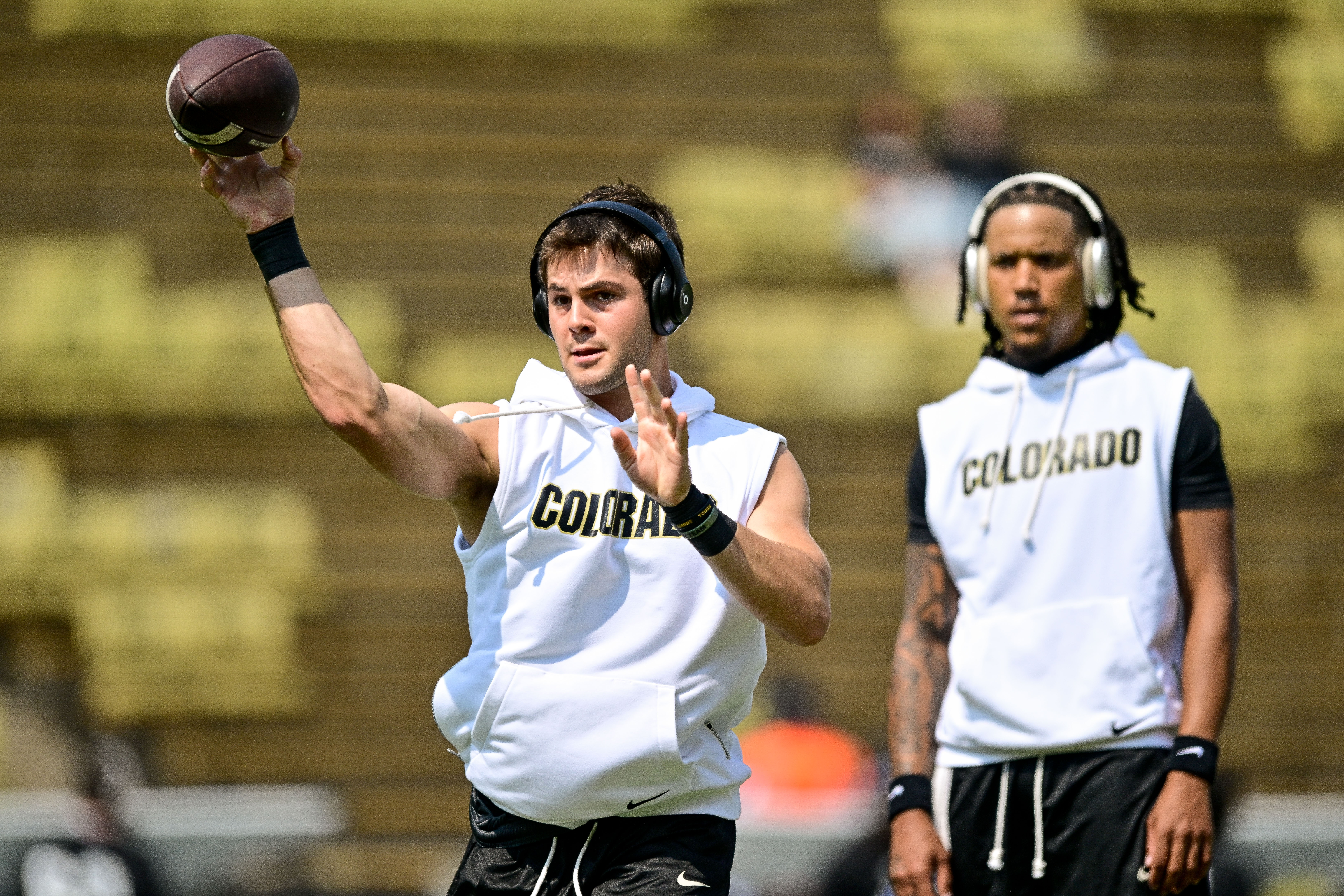 Kaidon Salter and Ryan Staub warm up before Colorado’s win over Delaware