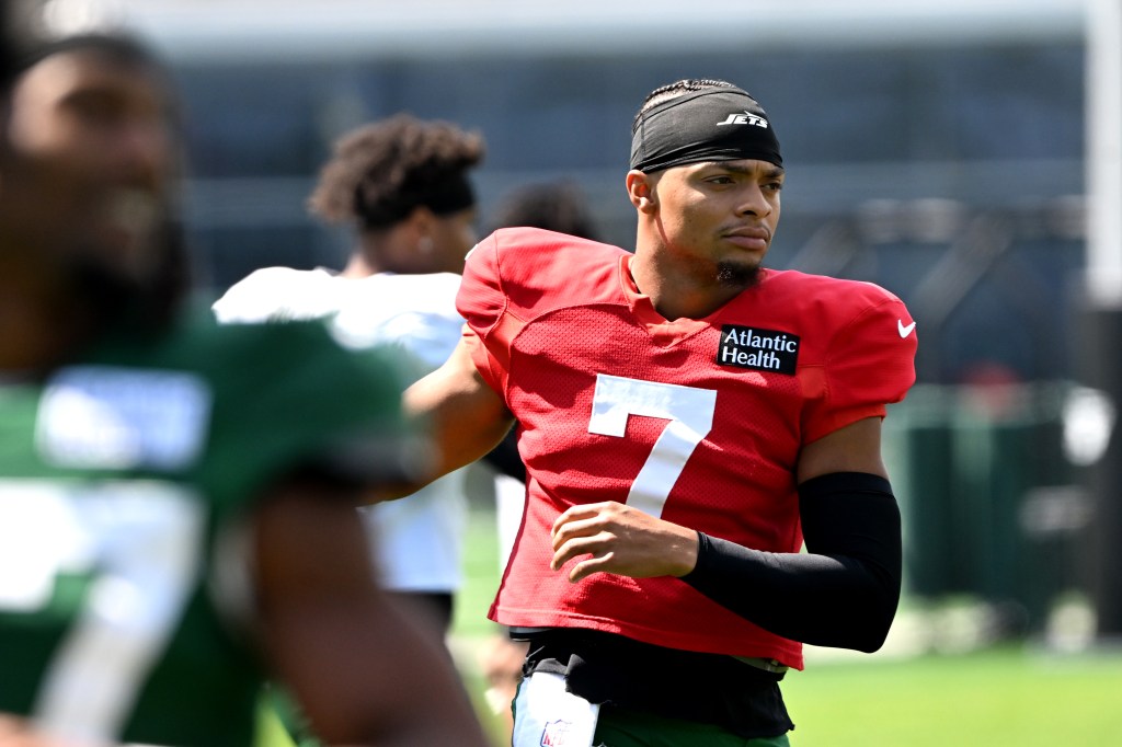 Jets seek consistency after explosive debut as Bills visit MetLife