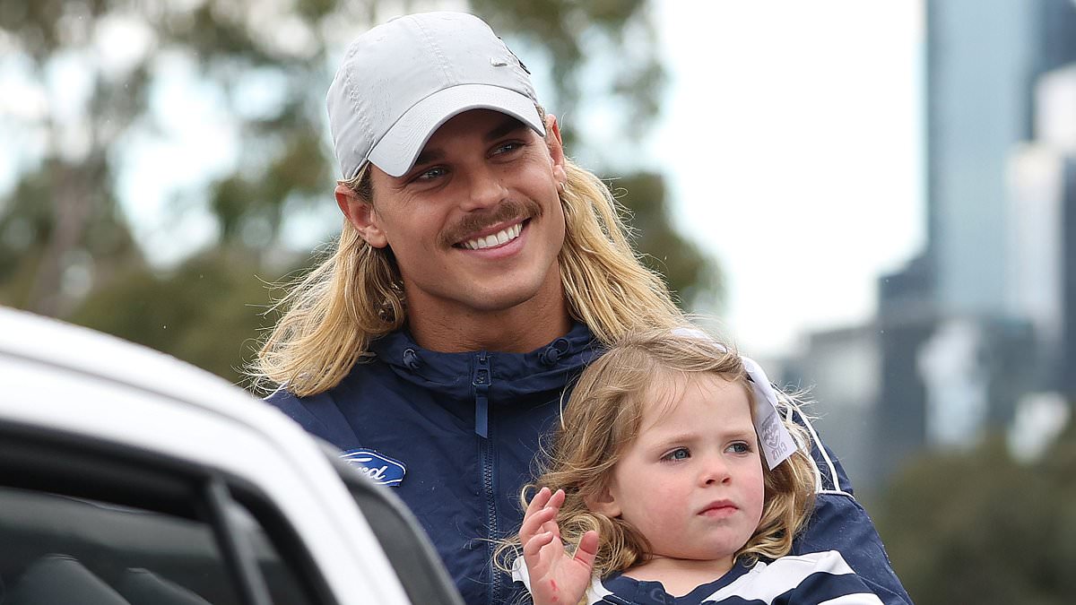 Bailey Smith reveals Mad Monday plans with new tennis court at $4m Surf Coast home ahead of AFL Grand Final