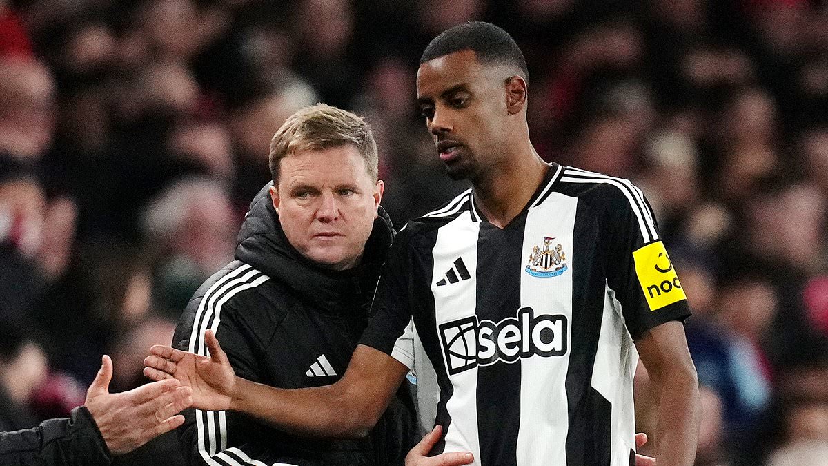 Howe says relationship with Alexander Isak 'changed' after striker's strike ahead of £125m Liverpool move