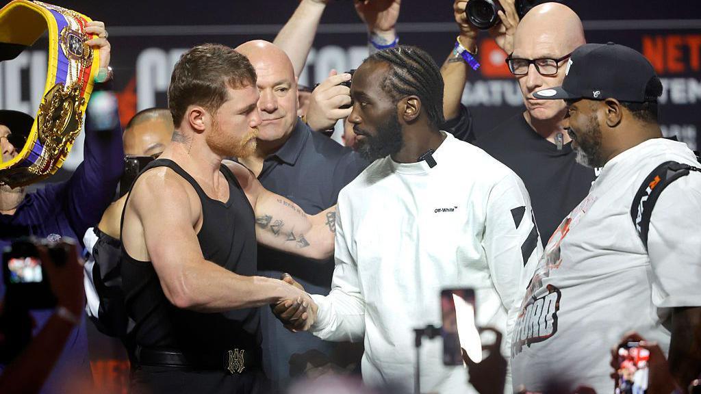 Dana White’s confrontation with reporter clouds Canelo-Crawford news conference in Las Vegas