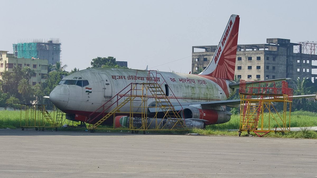 Air India rediscovered a 'lost' Boeing 737 after 13 years at Kolkata airport