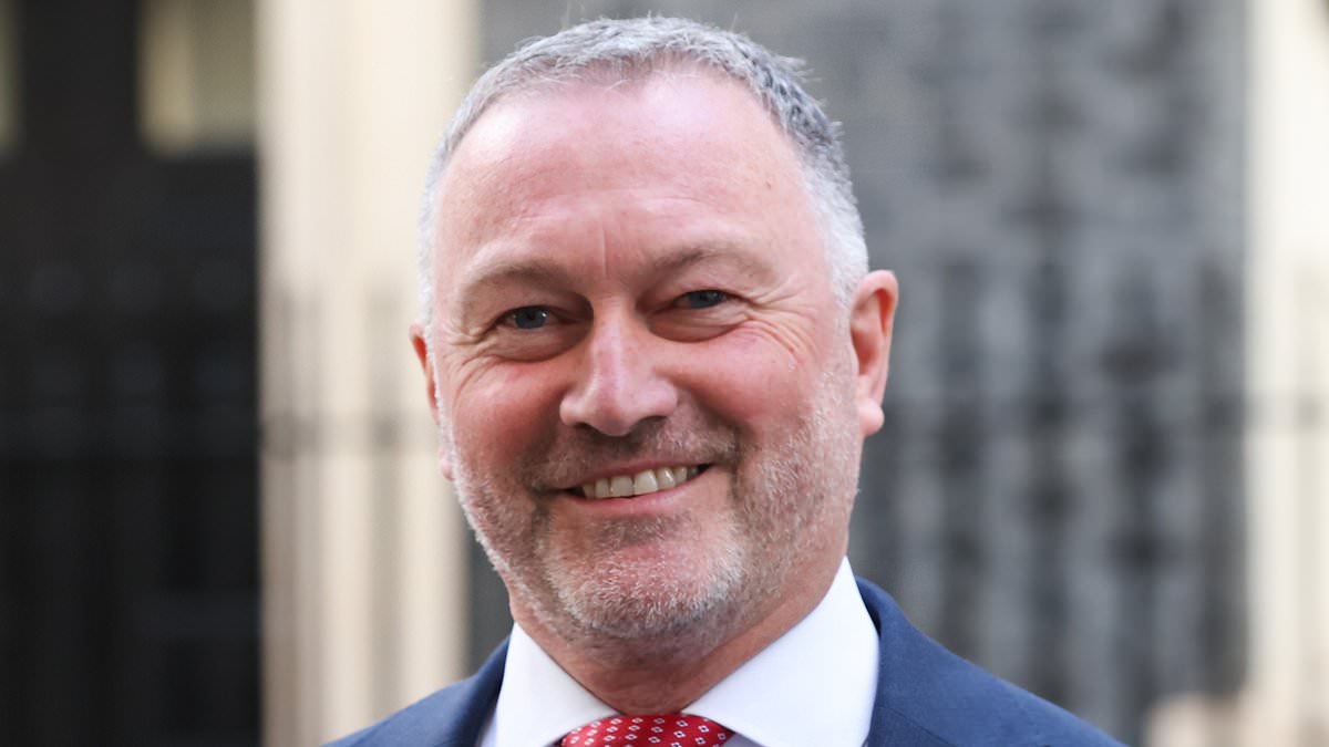 Labour minister signals readiness to overrule Islamophobia definition to safeguard free speech