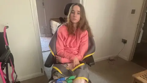 Zoe Hoes with her daughter Gabriella