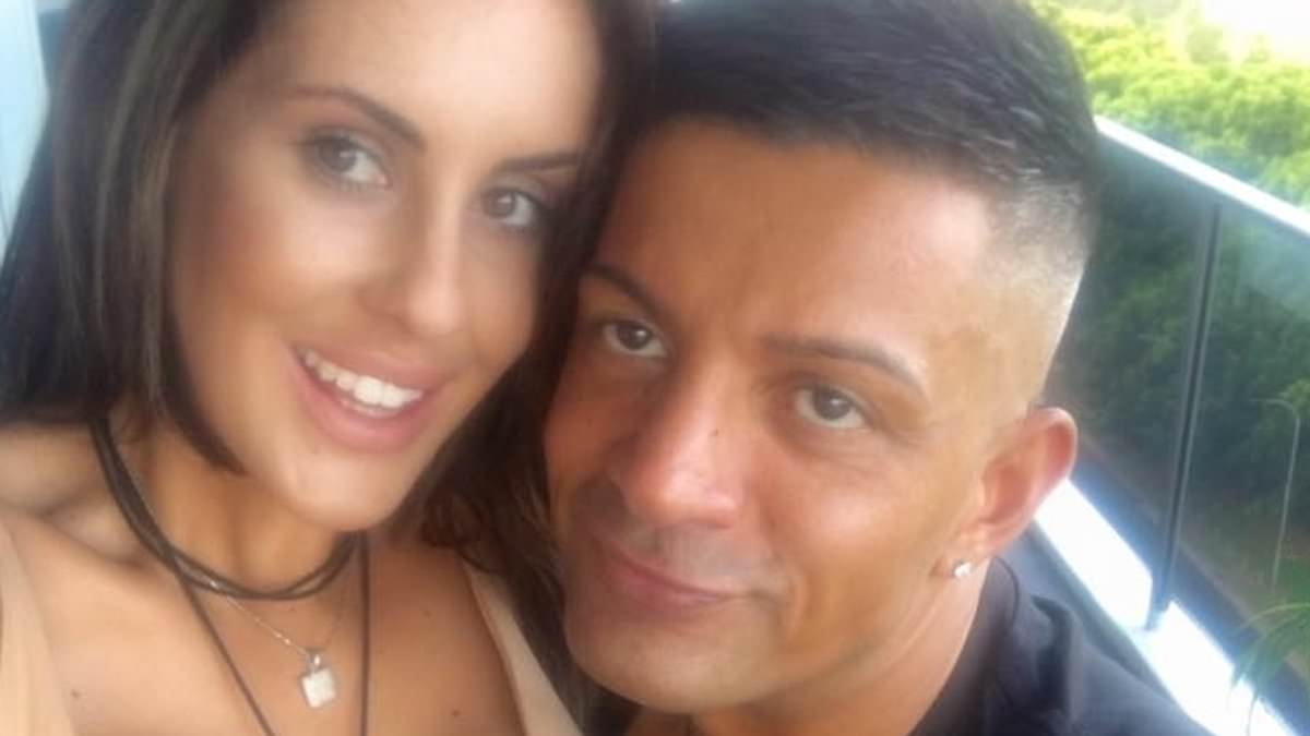 Cocaine party uncovered in luxury Sydney apartment; weapons found