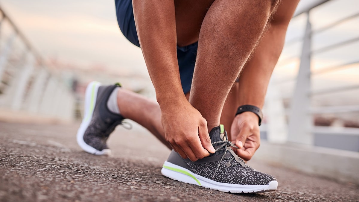 Retailers Highlight Comfortable Sneakers Under $60 as Sales Cut Prices