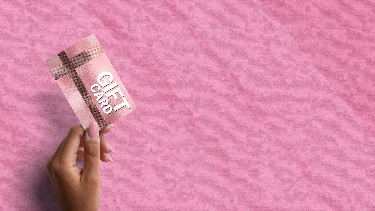 Two sophisticated gift card scams drain thousands as experts warn of Christmas surge