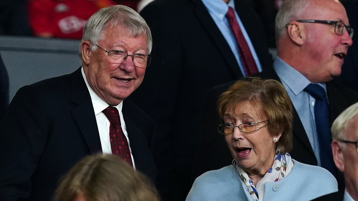 Sir Alex Ferguson reveals housebound period after wife's death and dementia fears
